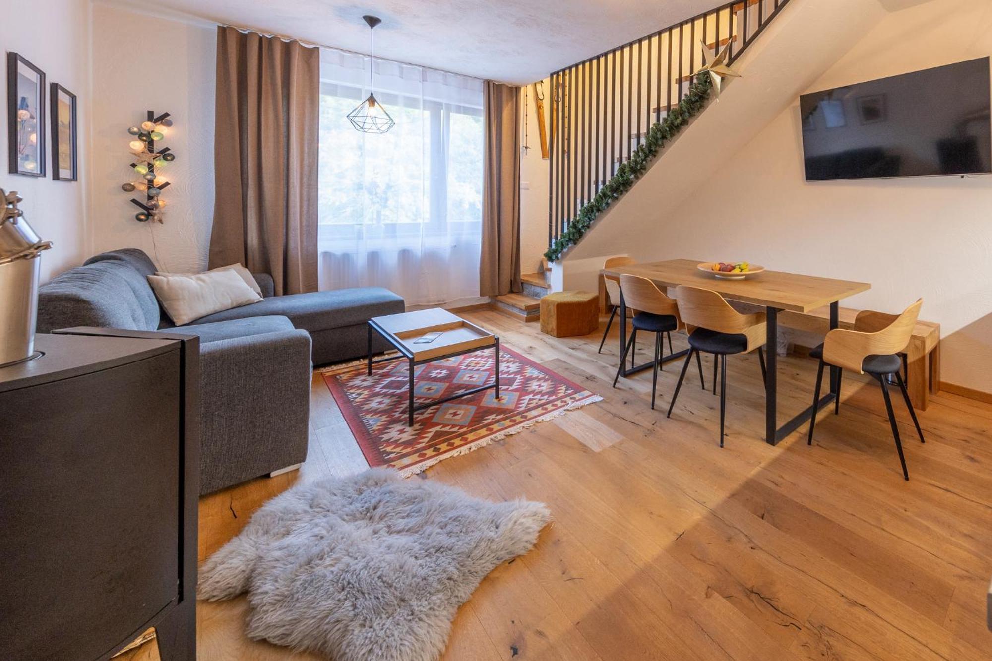 Apartman Juh Tale Ngoại thất bức ảnh